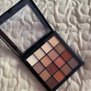 NYX ULTIMATE EYESHADOW WARM PALETTE